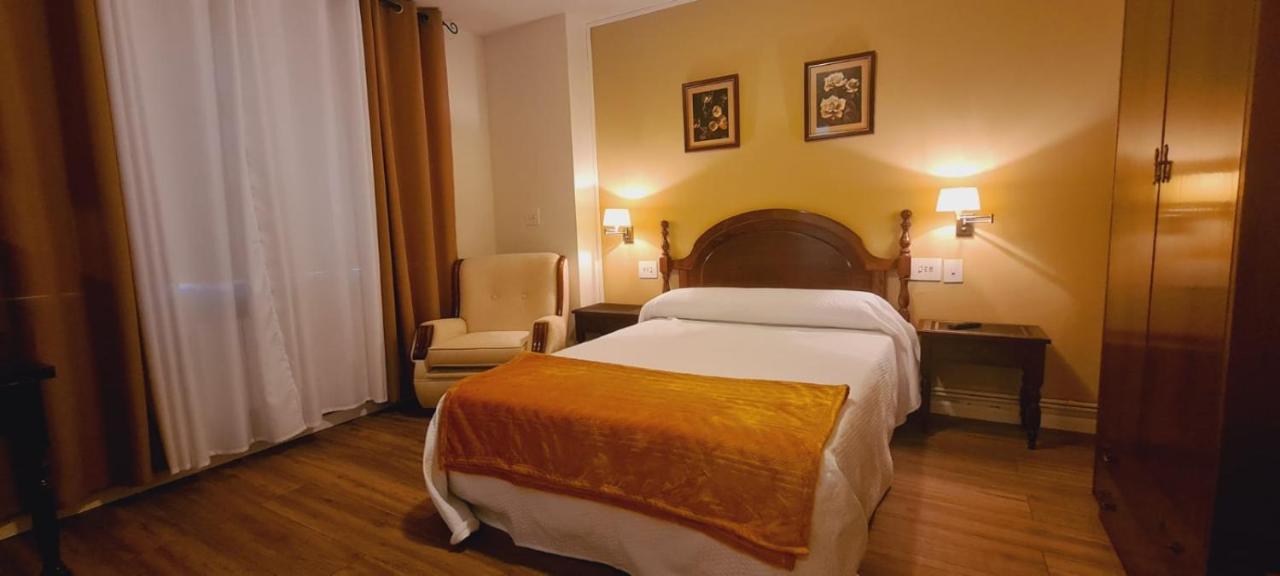 La Casa De La Abuela Hotell Narón Exteriör bild