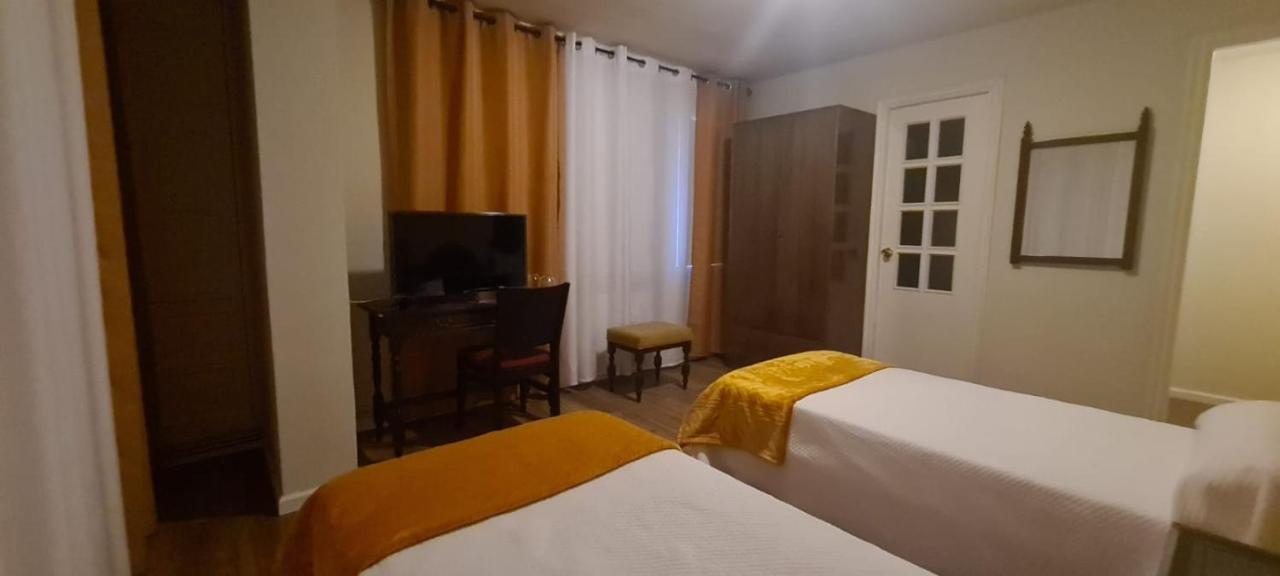 La Casa De La Abuela Hotell Narón Exteriör bild